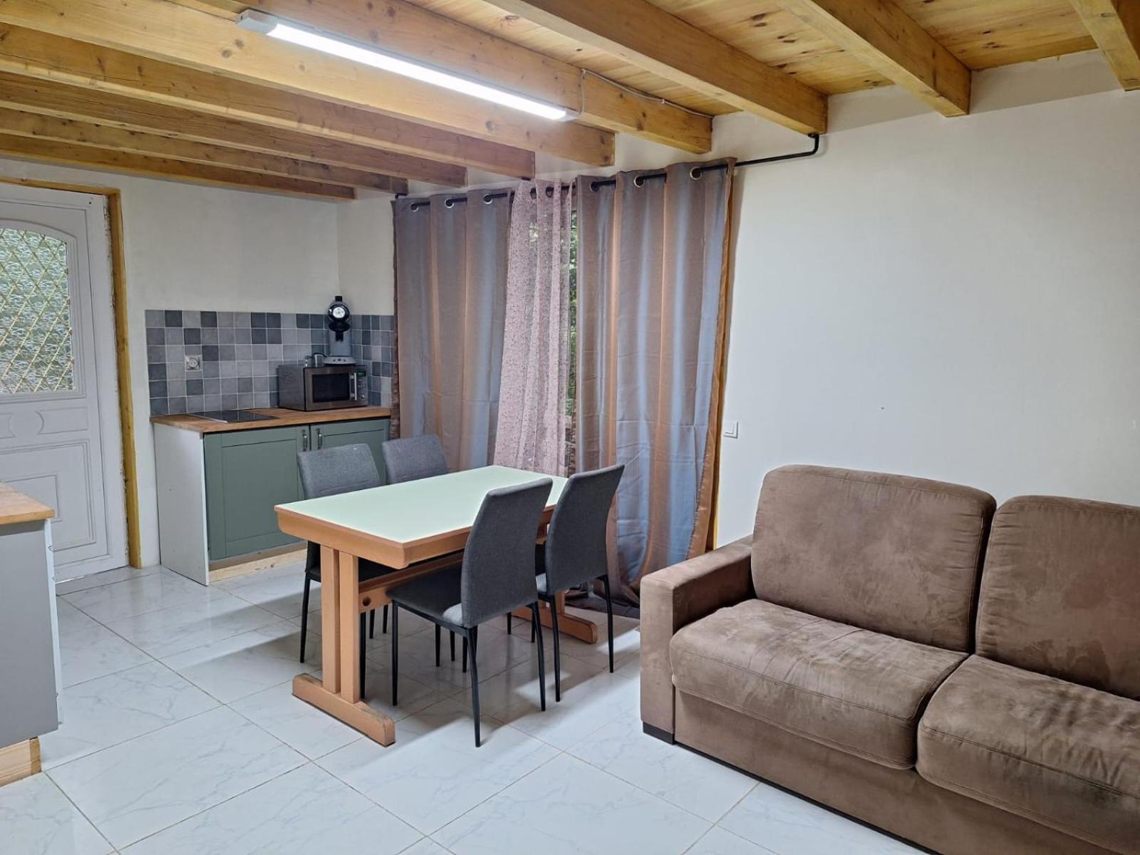 Hotel Gite Tipi Faux-la-Montagne Zewnętrze zdjęcie